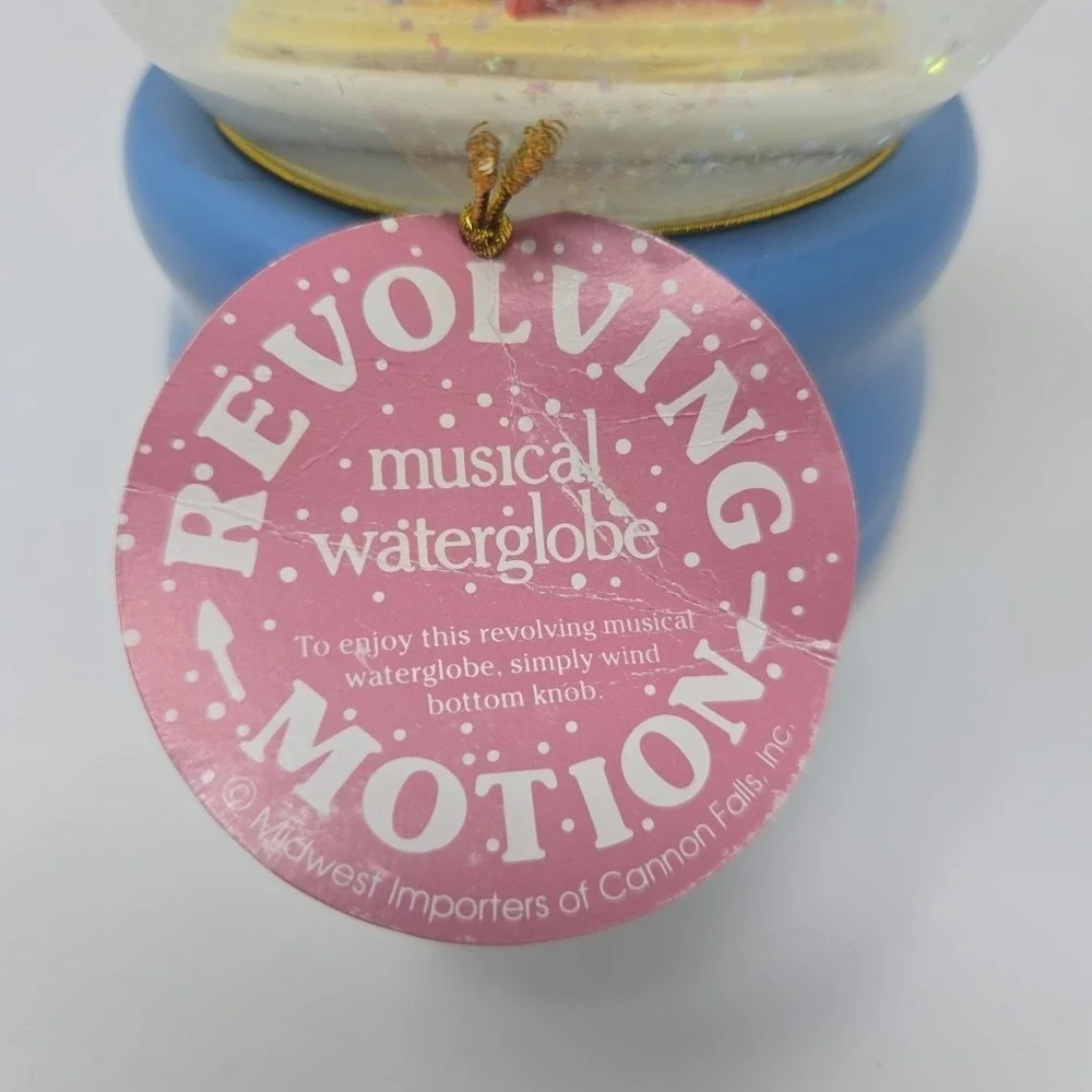 Nutcracker Fantasy  Ballerina Musical Water‎ Snow Globe Music Box Rotating Box